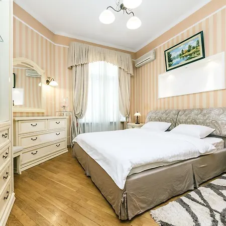 Apartment On Independence Square Kyiv